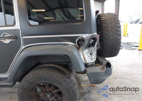 2014 Jeep Wrangler Unlimited Sport из США, поврежденный, VIN 1C4HJWDGXEL190048